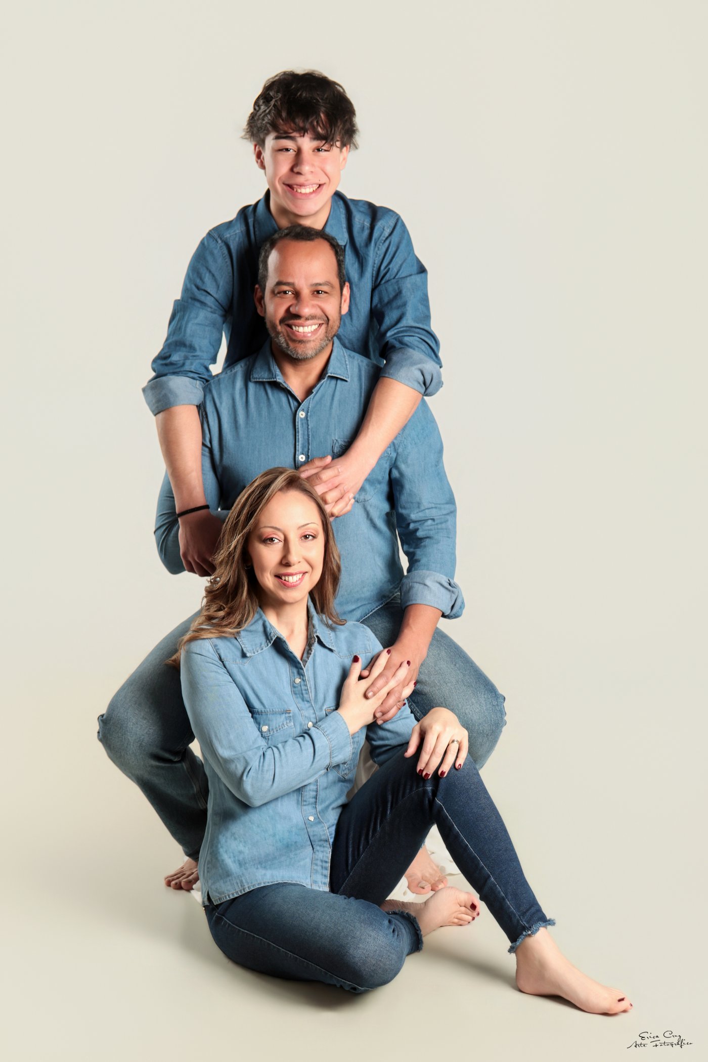 Tres generaciones en jeans, sesión familiar Erica Cruz